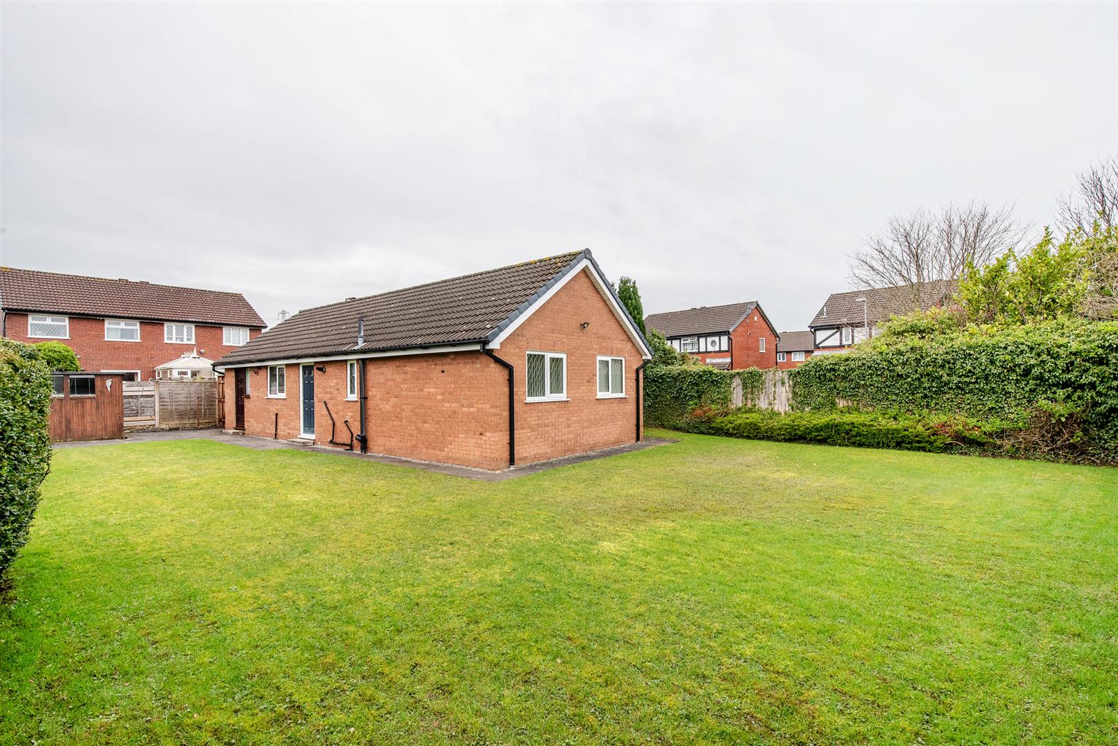 2 bed property in The Campions, Preston
